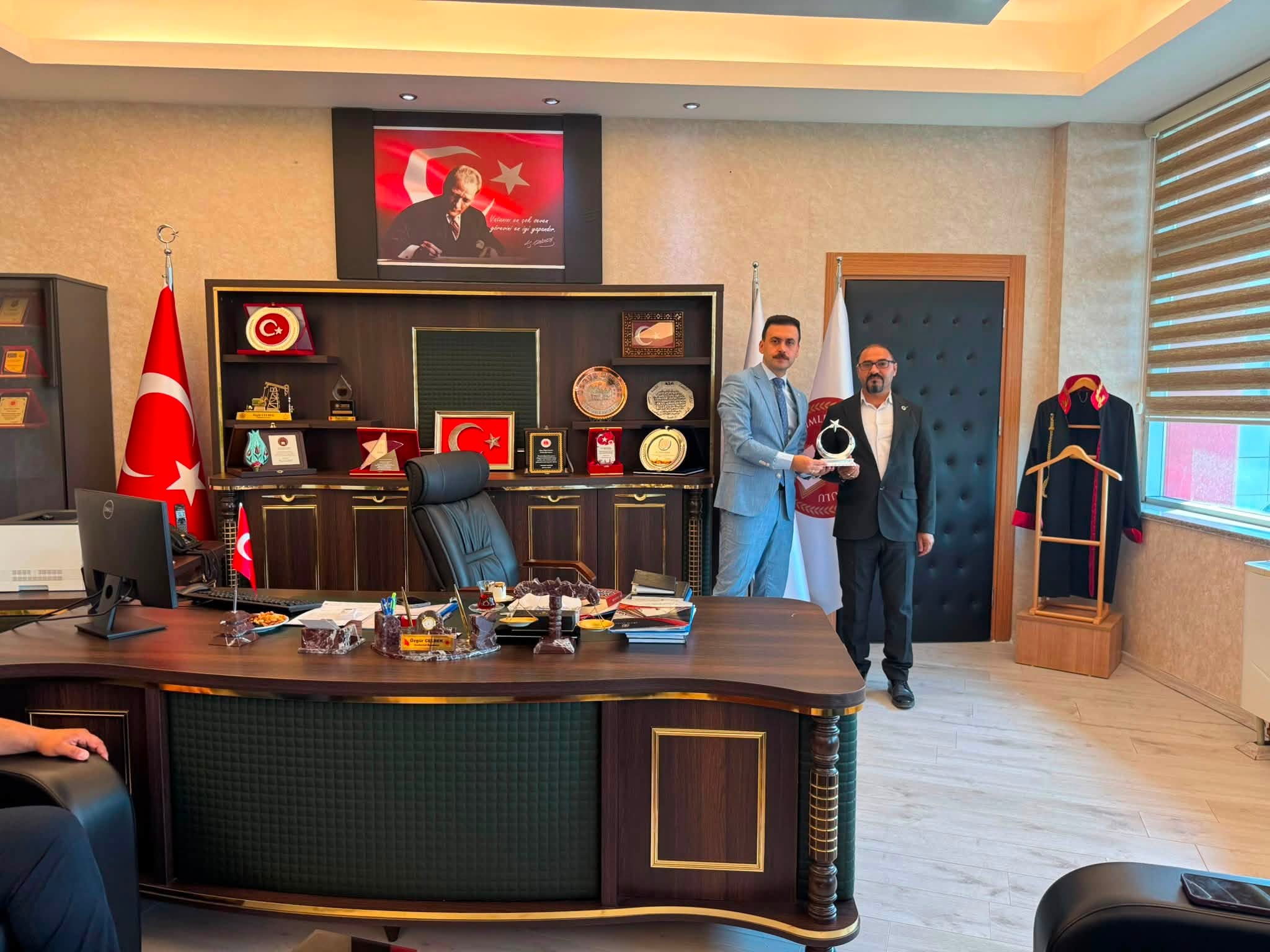 Adıyaman Cumhuriyet Başsavcımıza Anlamlı Ziyaret